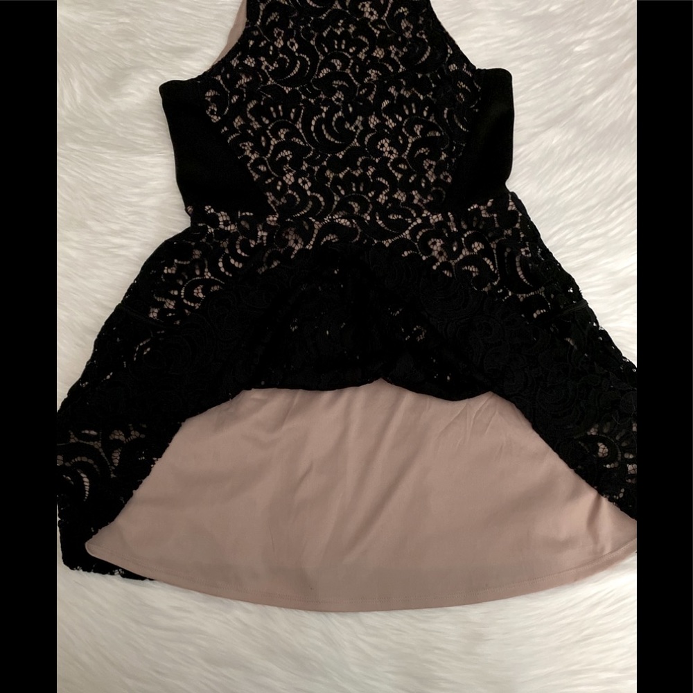 Black and beige lacy dress 👗 - Picture 3 of 4